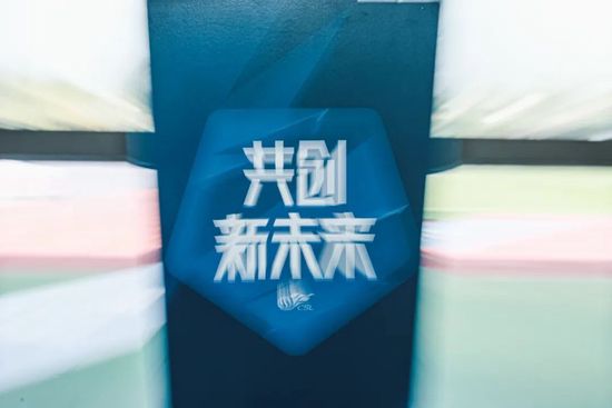 吴东海顿时暴怒，骂道：姓刘的这父子俩是吃了熊心豹子胆了。